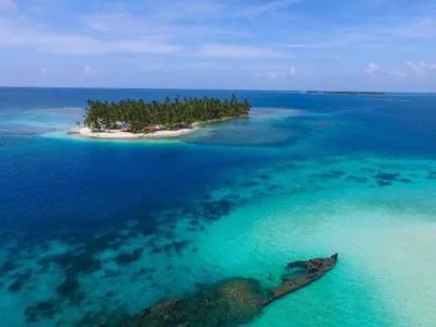 San Blas isla perro Tour de 3 días en San Blas island san blas paquete turístico nocturno vista de drones océano turquesa