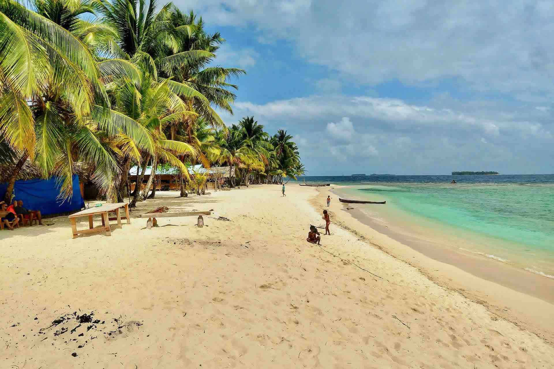 San Blas Isla Narasgandup Over Water cabins paradise beach