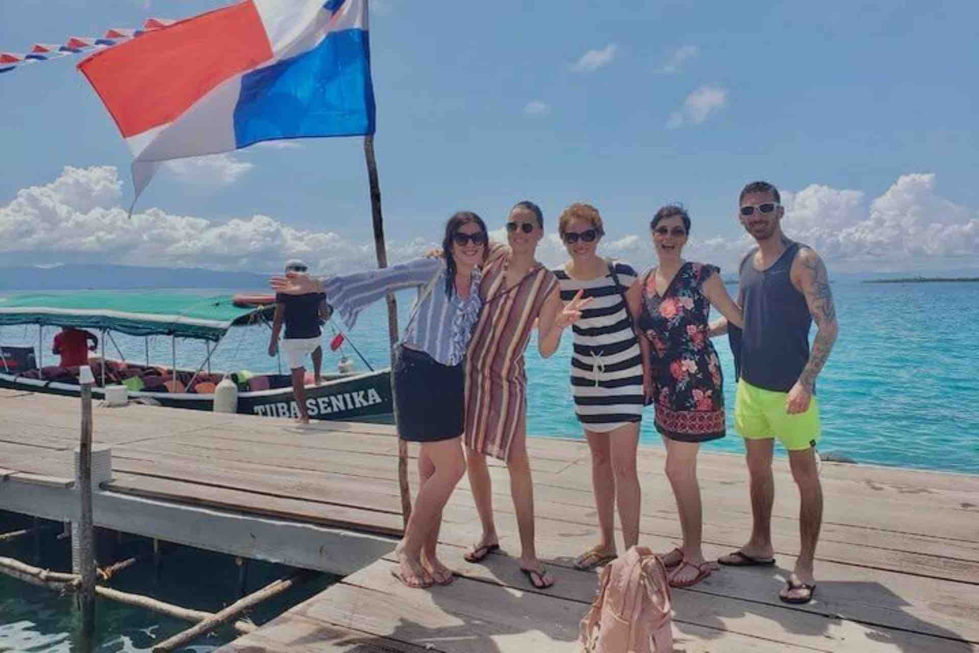 San Blas Isla Yansailadup island guests on arrival dock