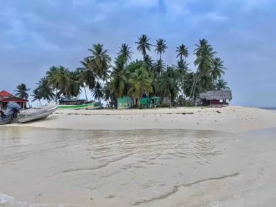 tuba senika playa san blas