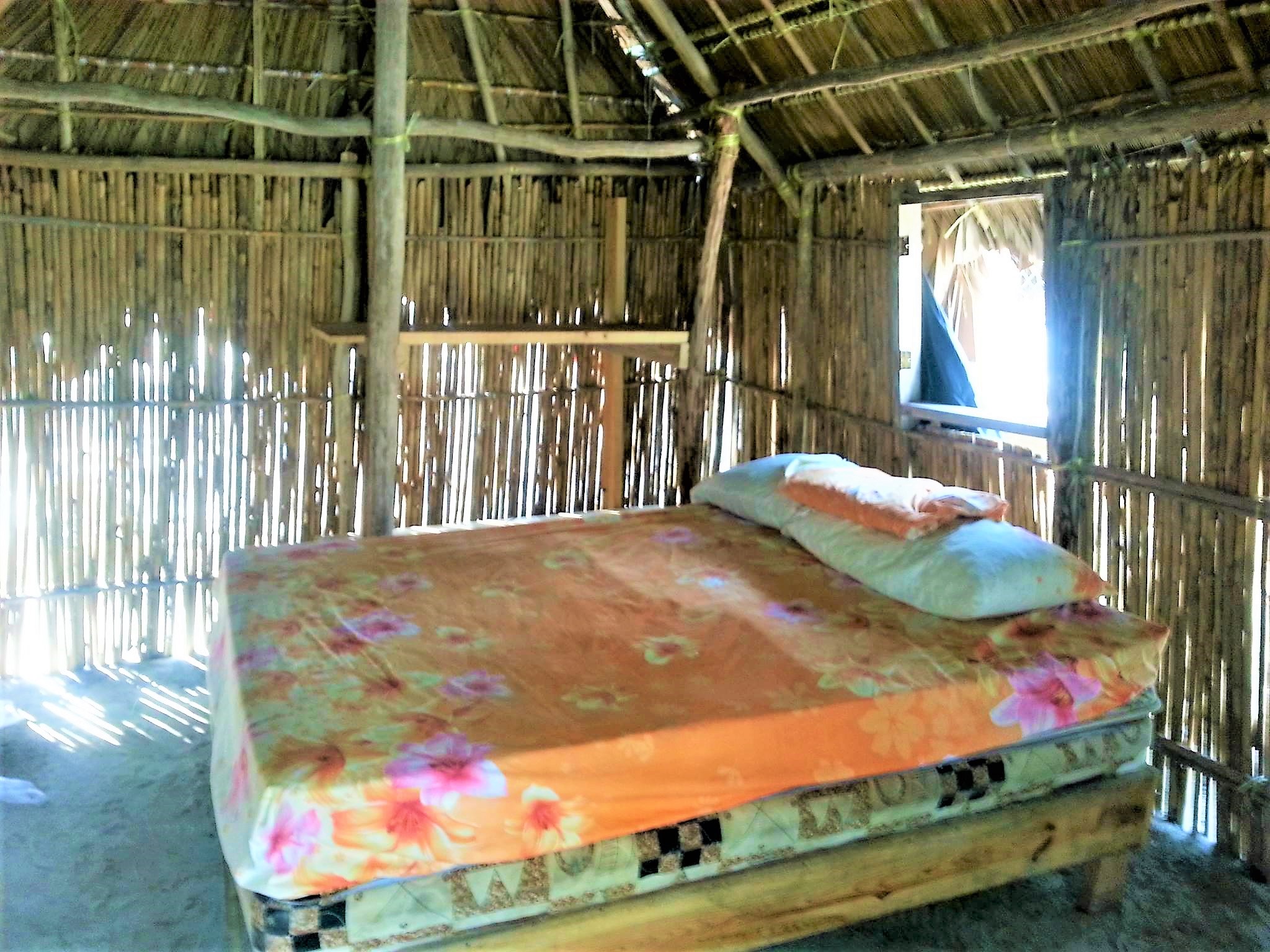 San Blas beach cabin bed