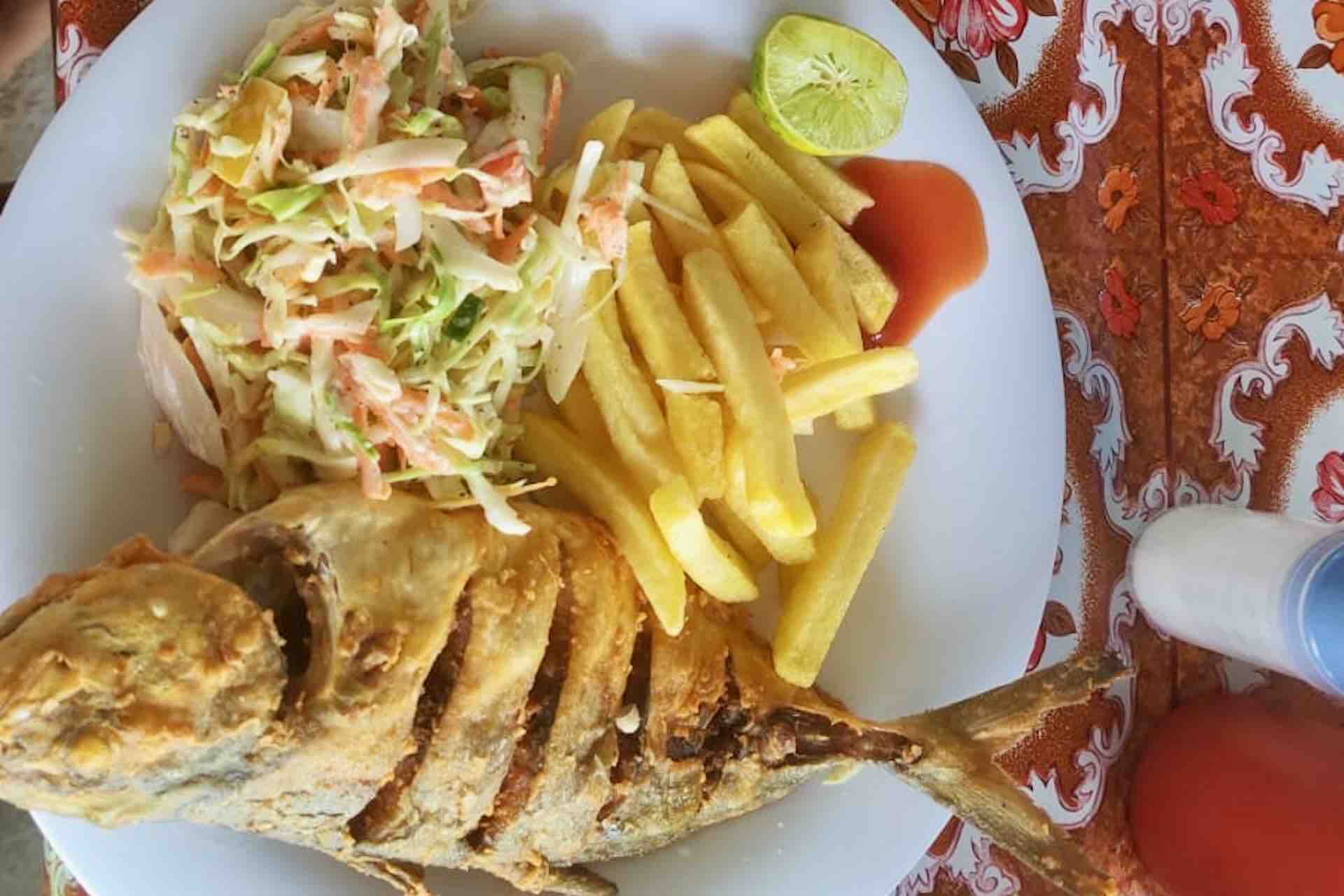 Isla Aroma Fish Meal – San Blas Panama Fresh fish meal served on Isla Aroma in San Blas