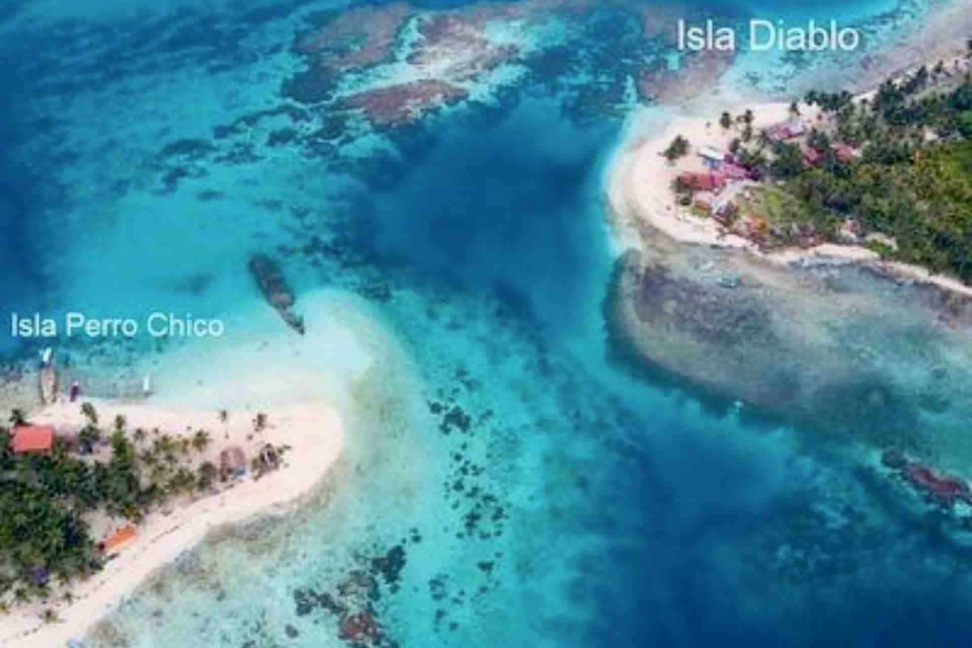 San Blas beach Isla Diablo san blas Isla Perro islands drone view panoramic