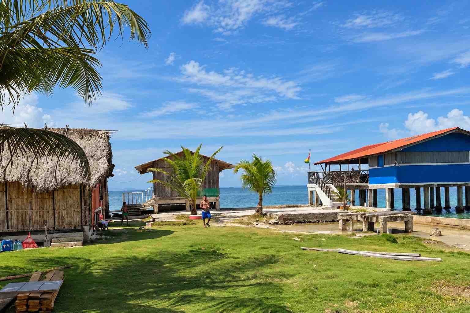 Island property and cabins at Isla Narasgandup San Blas