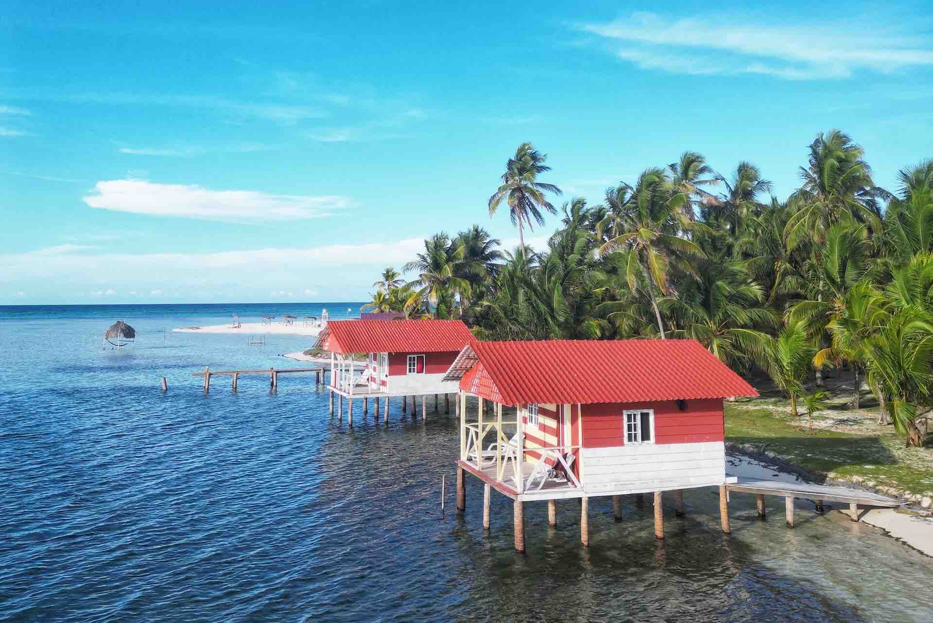 Over-Water Cabins – Isla Yansailadup San Blas San Blas overwater cabins at Isla Yansailadup