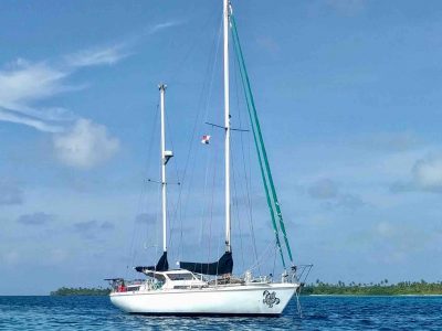 Sail San Blas Kailani Amel Maramu sailboat anchored in San Blas islands
