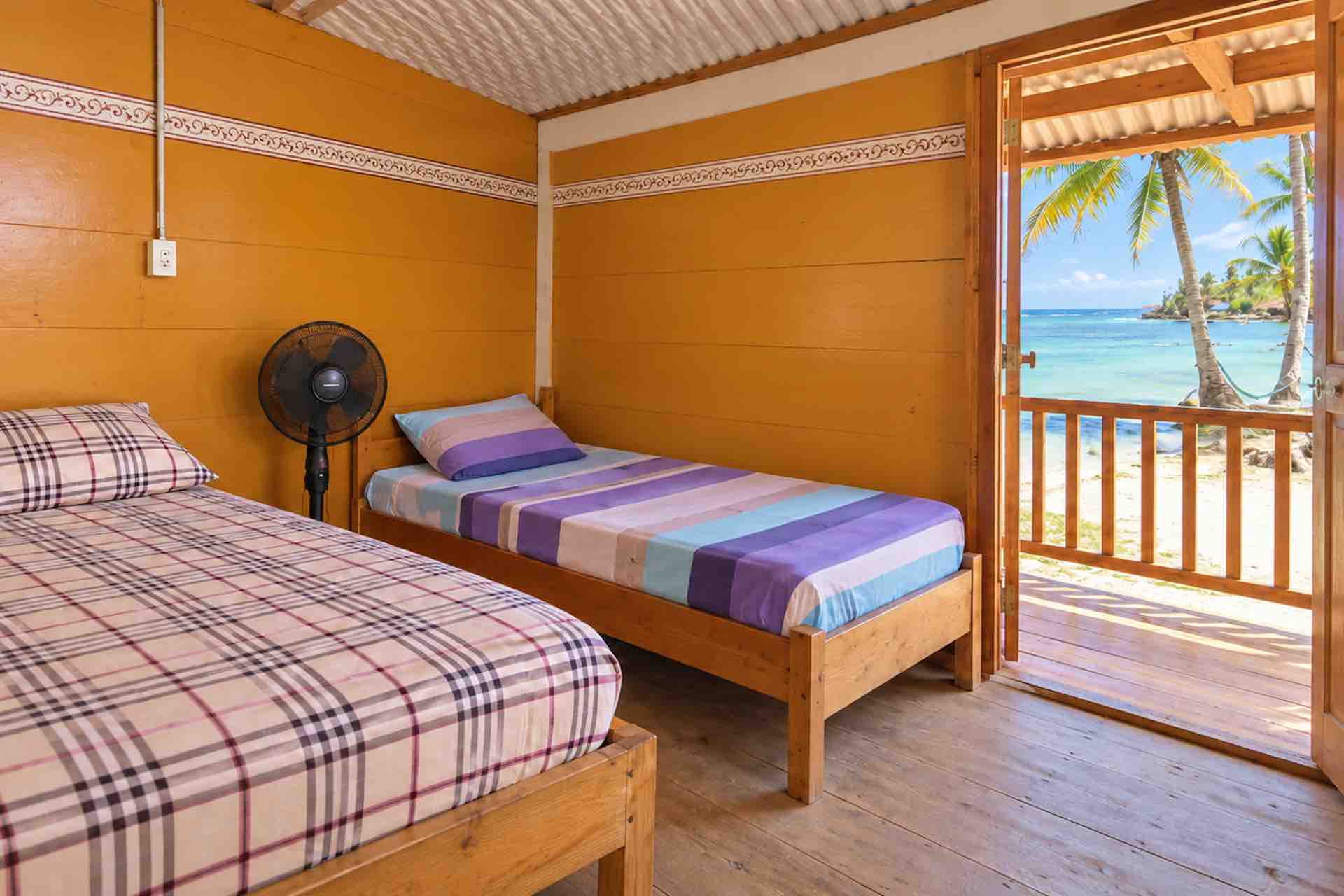 Private room with two beds on Yani Island, San Blas