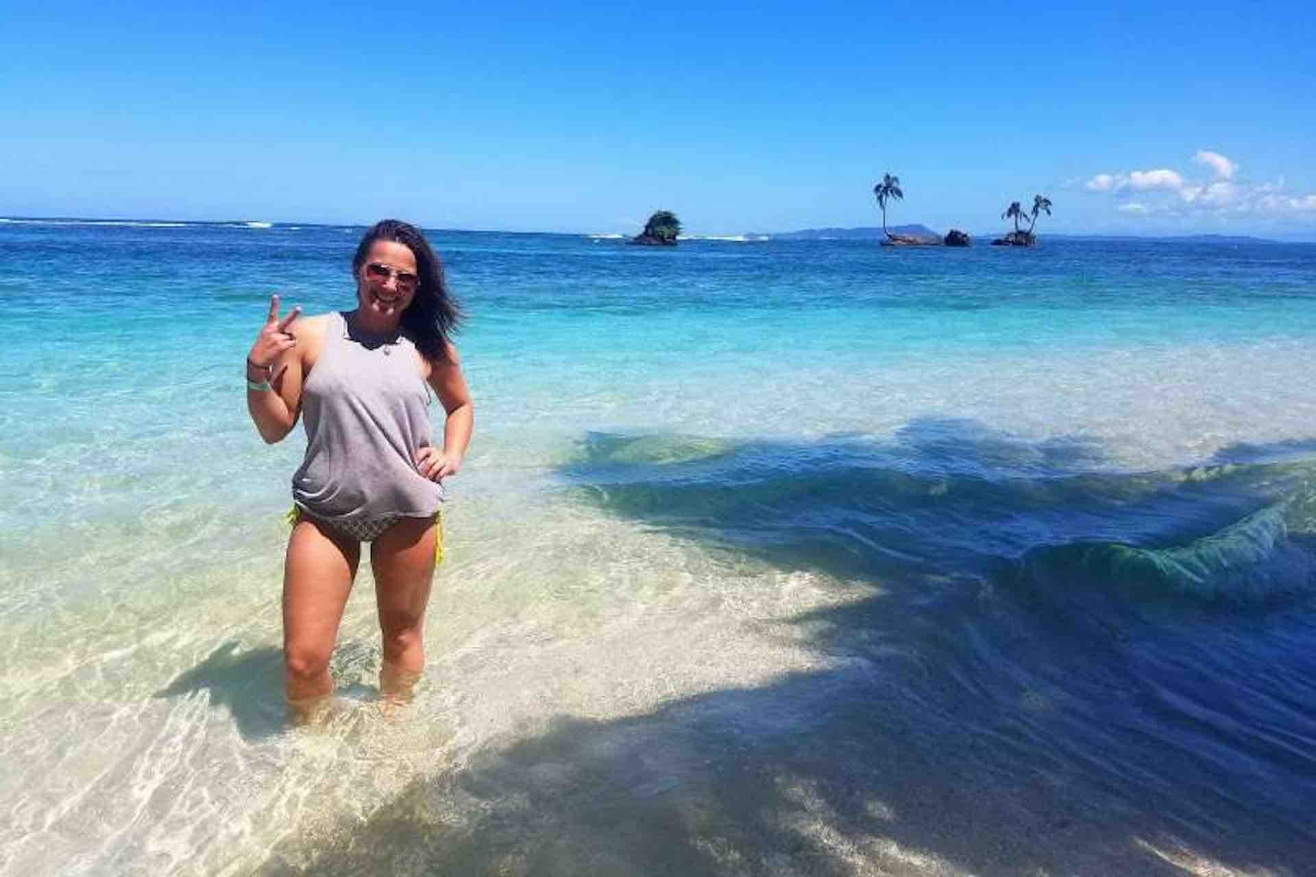 bocas del toro zapatilla island hopping tour woman standing on beach