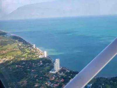 Tour en avión por la ciudad de Panamá vista desde el avión