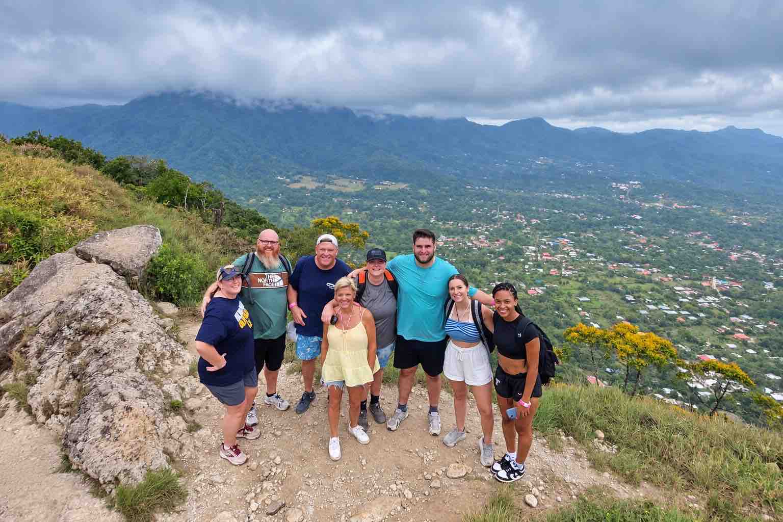 La India Dormida Hike – El Valle de Anton Panama Hiking group at La India Dormida overlooking El Valle de Anton