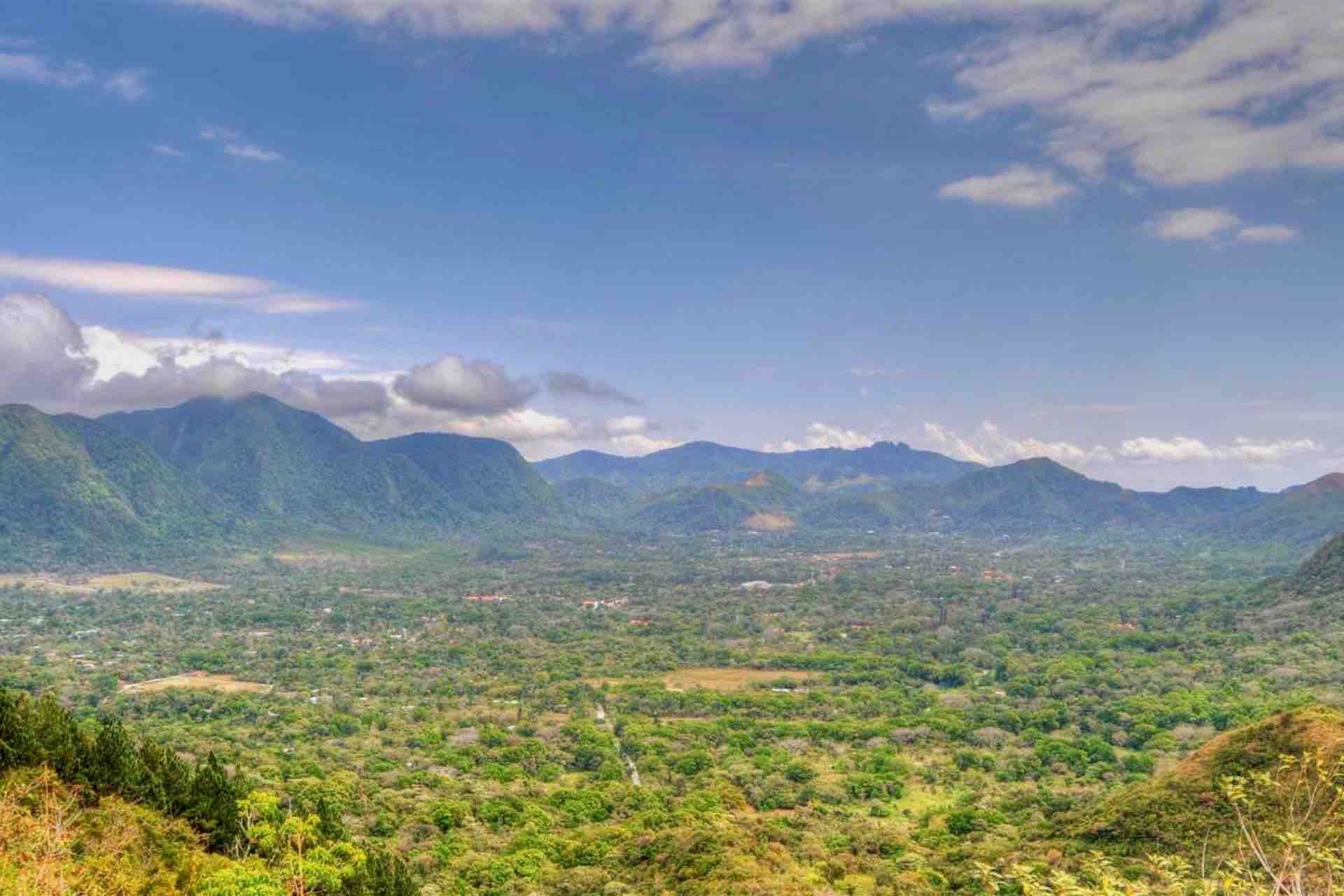 El Valle de Anton Panama surrounded by green mountains