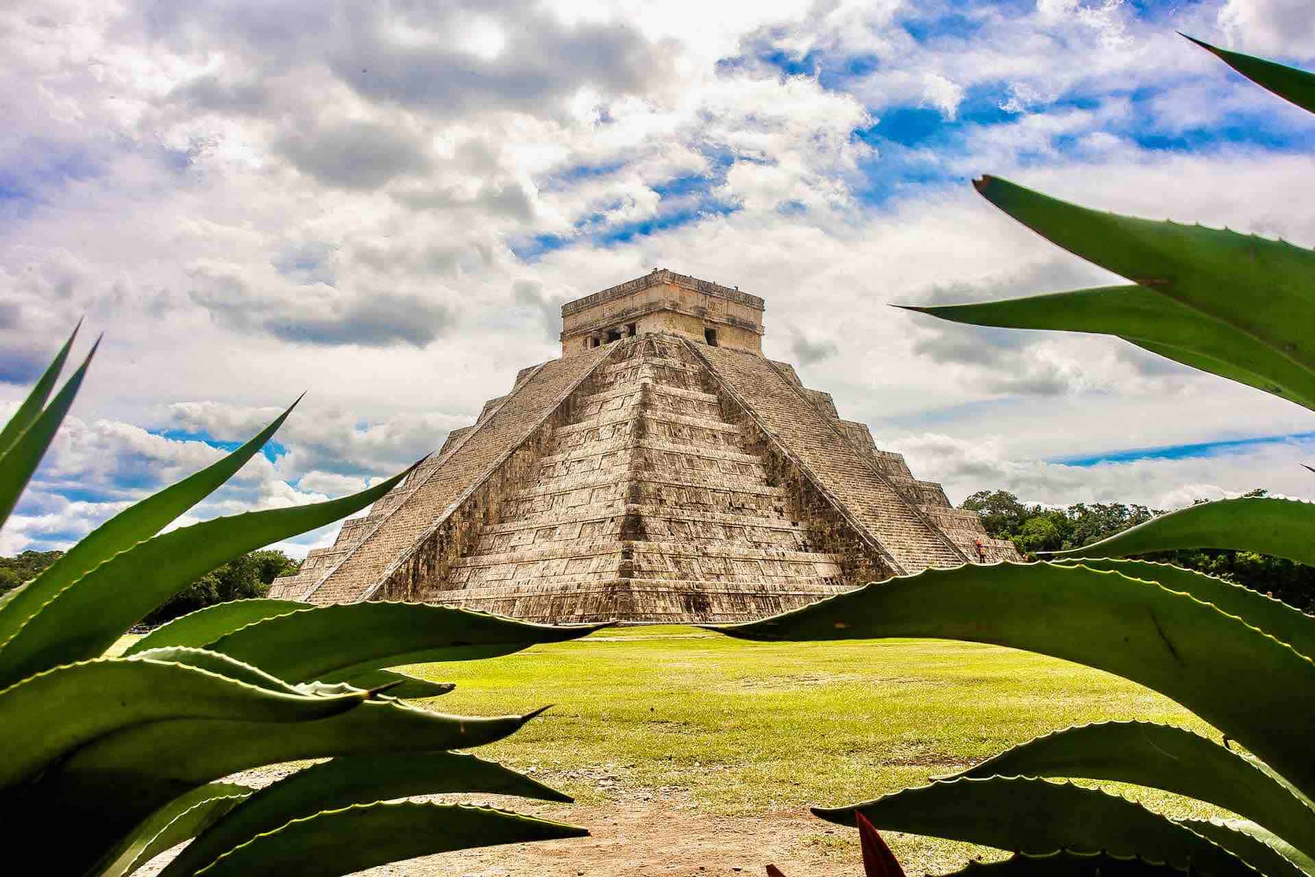 Chichén Itzá Tour pyramid panorama