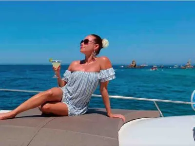 Excursión en barco a Cabo San Lucas Renta de yate privado
