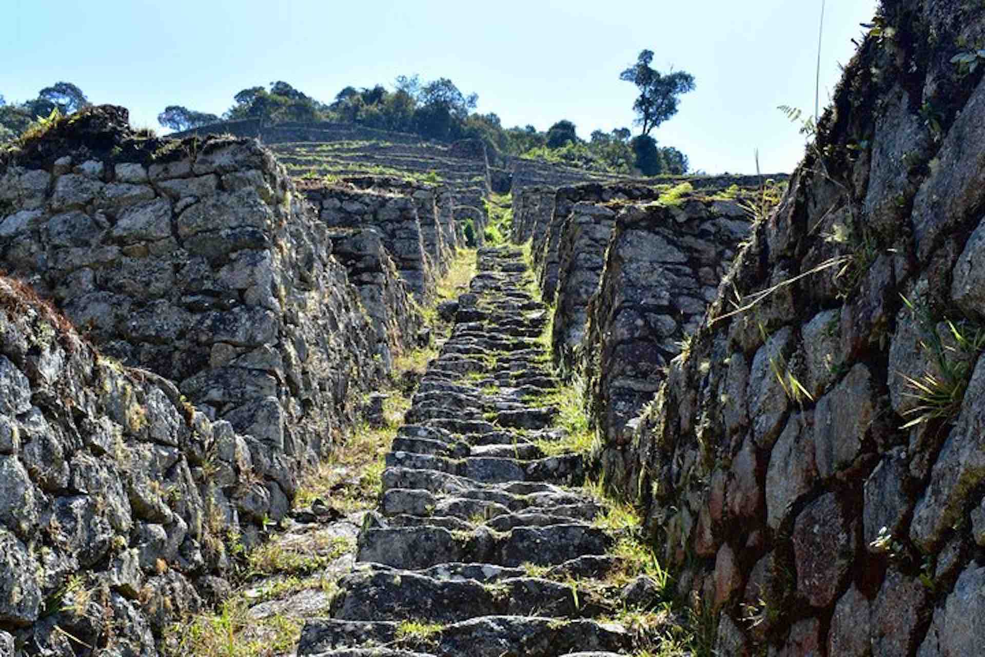 inca trail Machu Picchu stairs