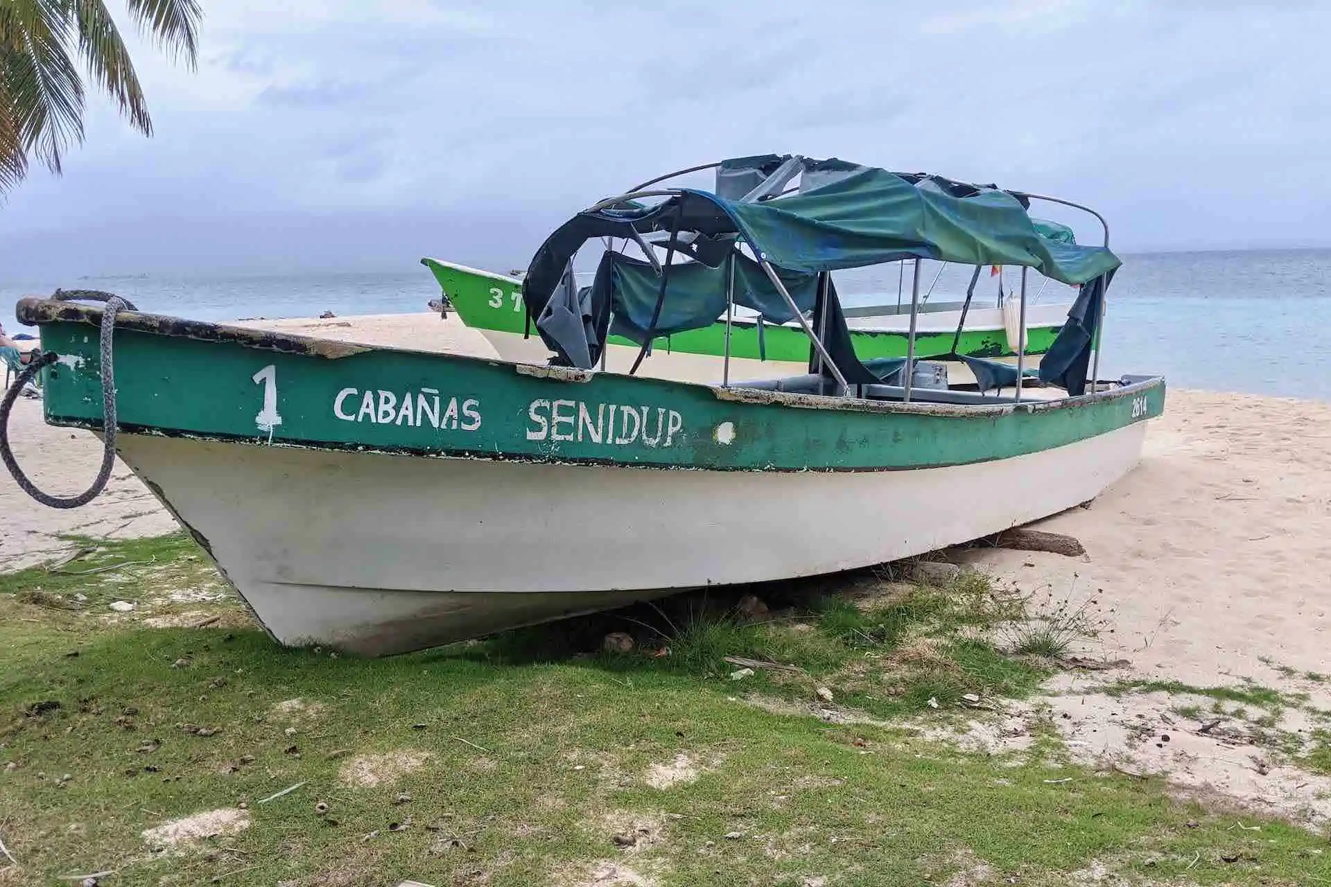 Senidup San Blas boat lancha