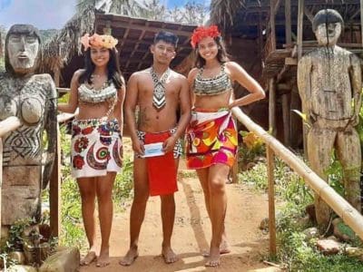 Embera Panama Tribe Indian Village tour Beautiful Emberas welcoming guests to their village panama vacation packages