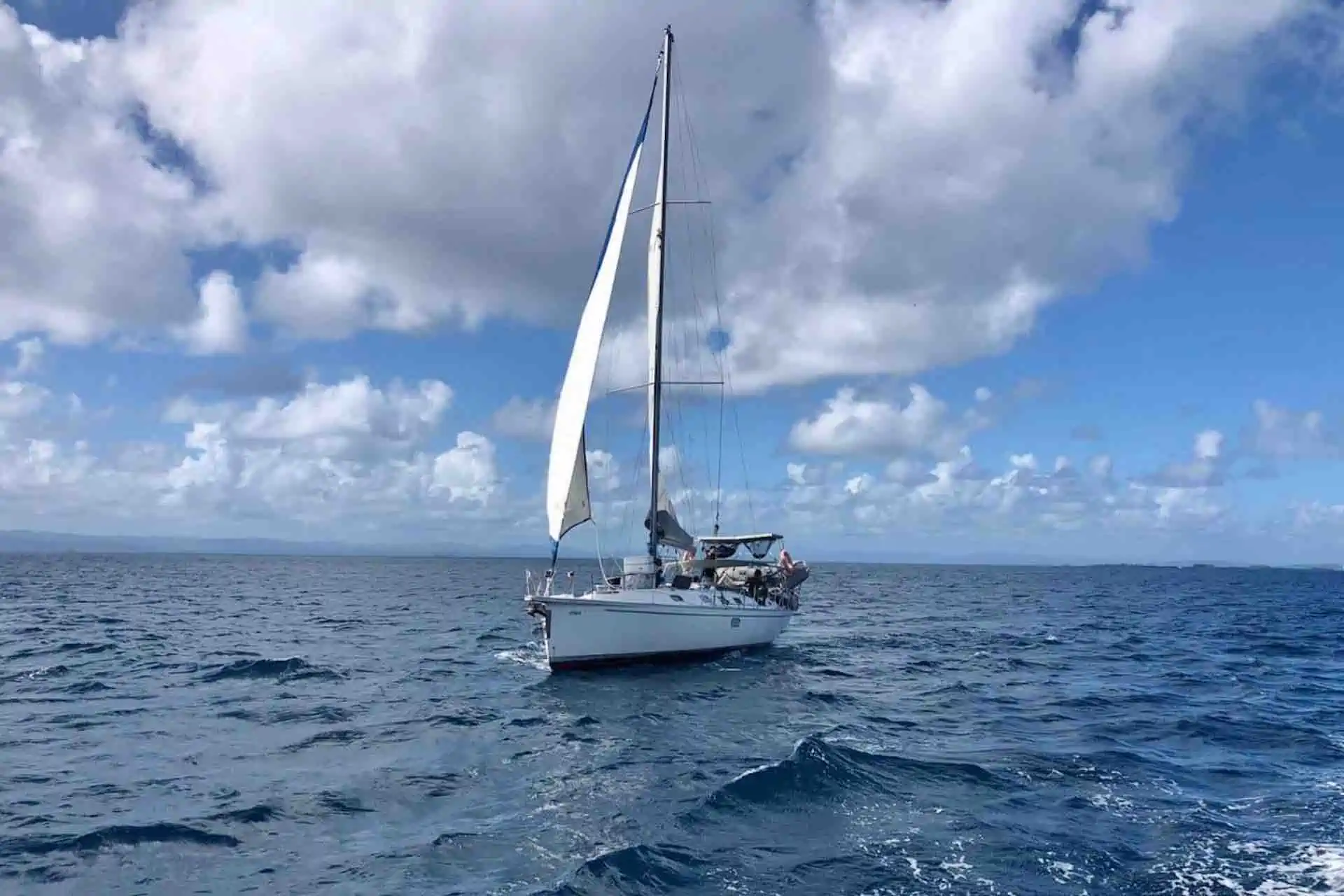 San Blas sailing charter sailboat sailing