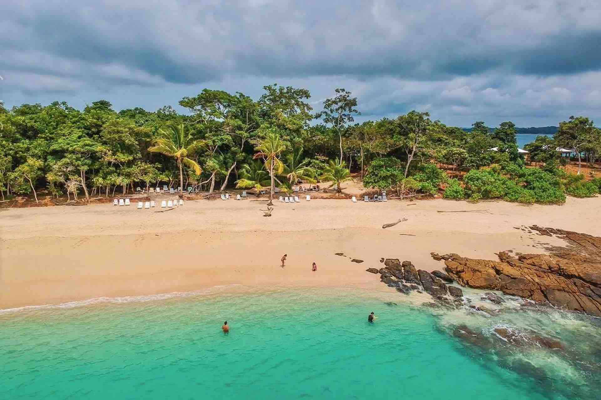 Las Perlas island Sonny Island Resort Panama beach view with guests
