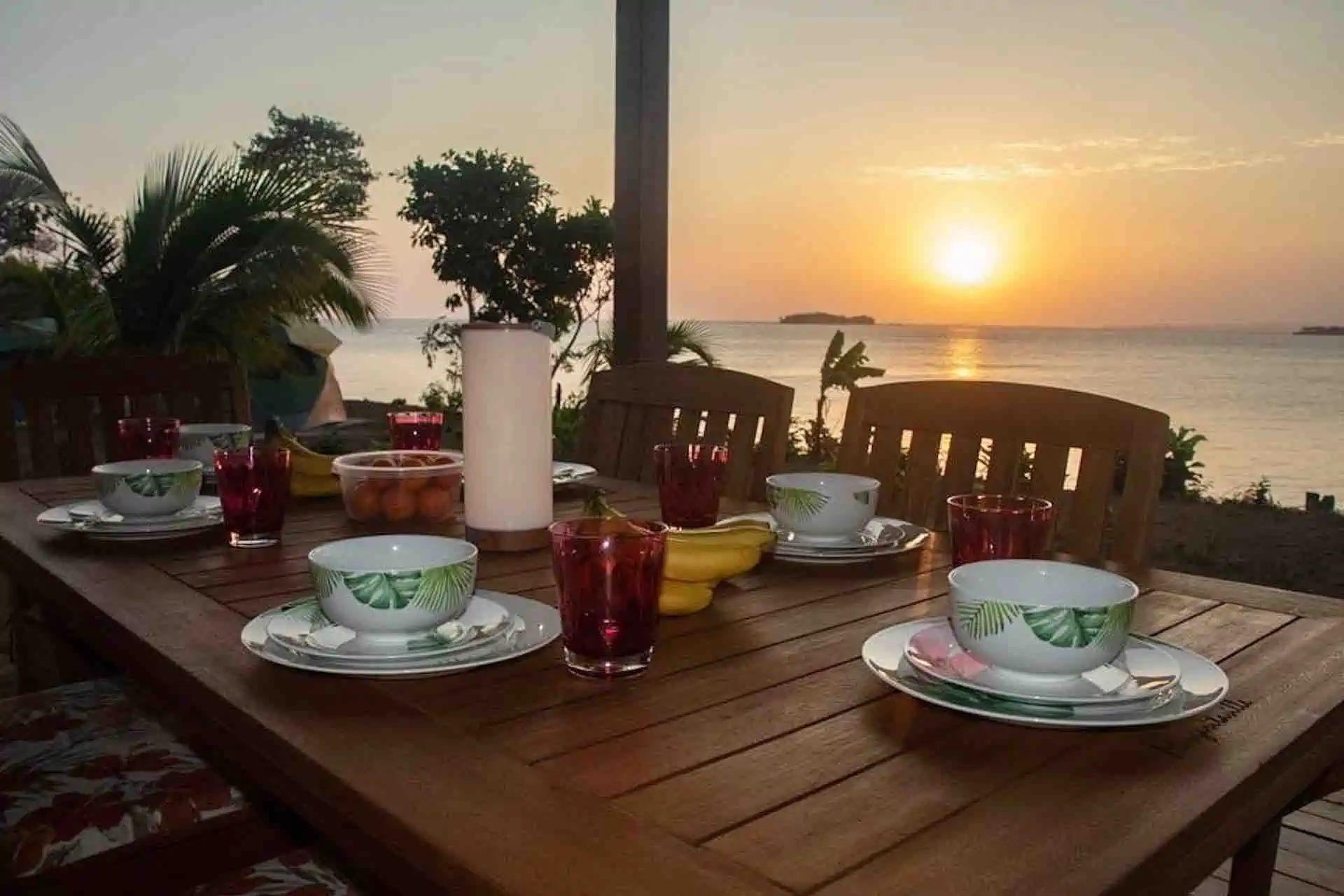 Las Perlas island Sonny Island Resort Panama restaurant at sunset