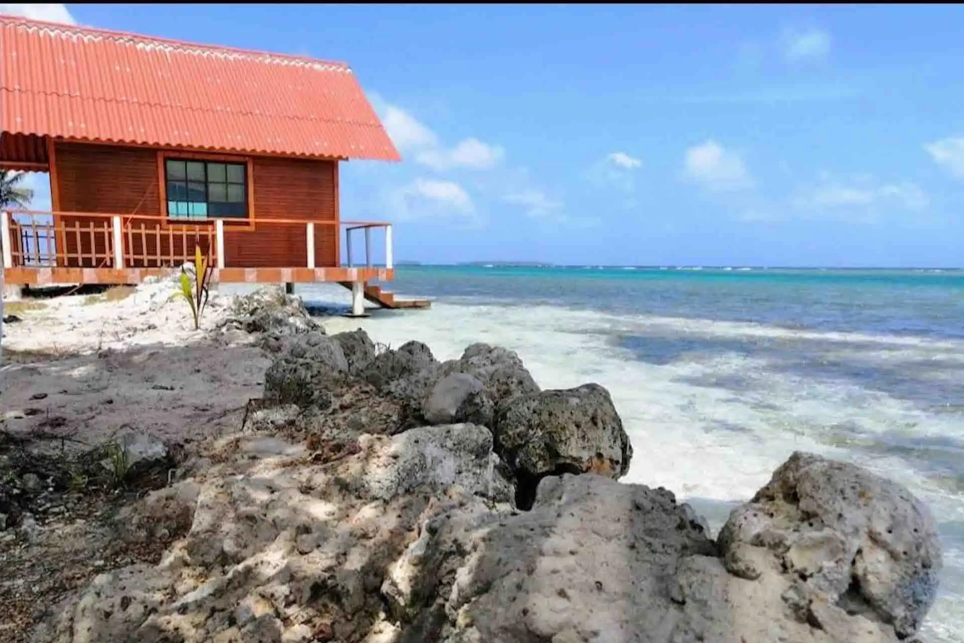 Isla Guasirdup San Blas private cabin oceanfront cabins