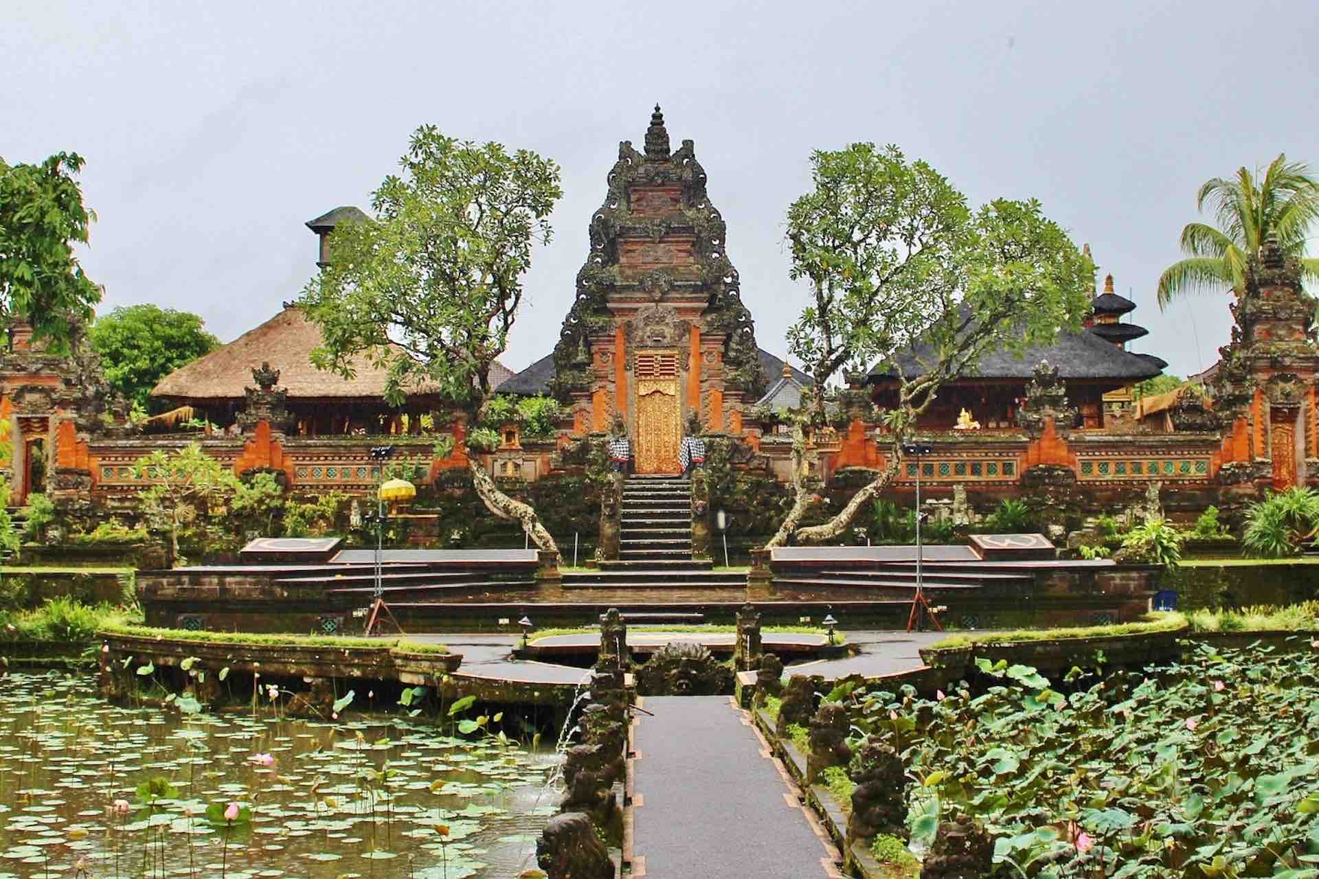 Ubud bali temple and lotus lake 1