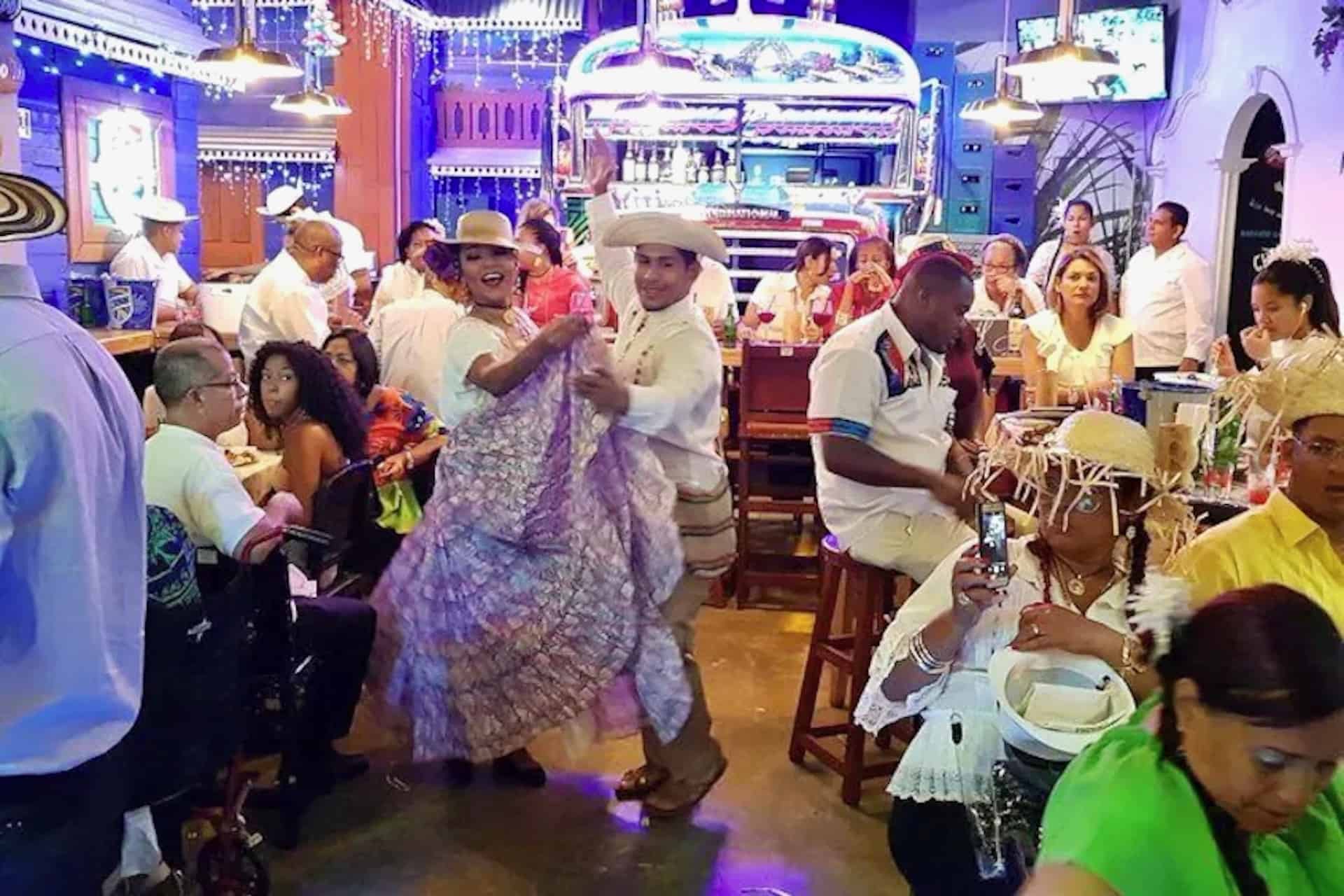 Panama food Panama City La Fonda restaurant people dancing