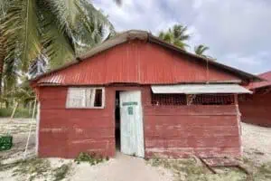 Shared Cabin, Shared Bath, Sand Floor