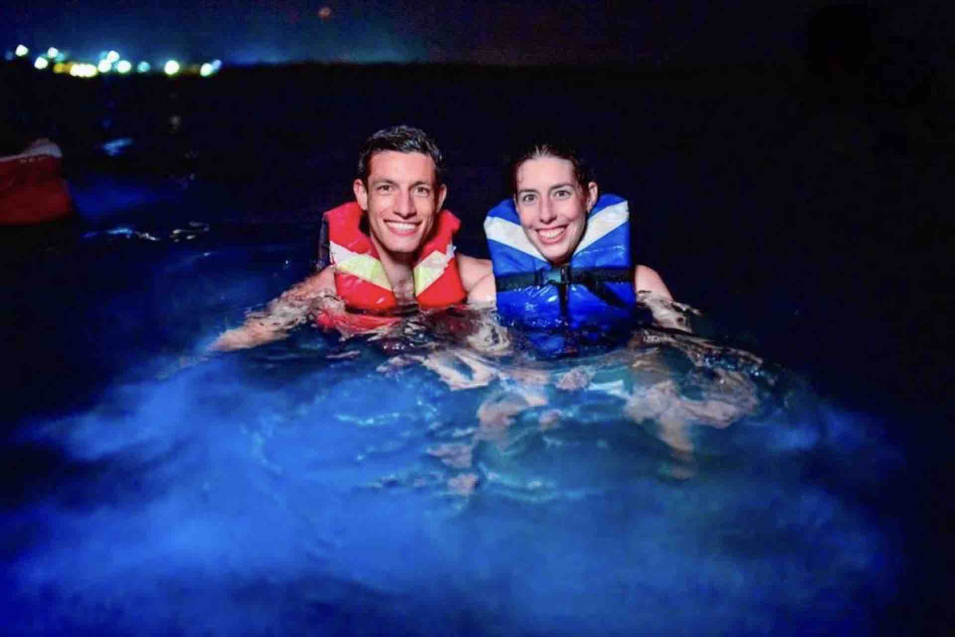 Bocas del Toro bioluminescense tour couple in water