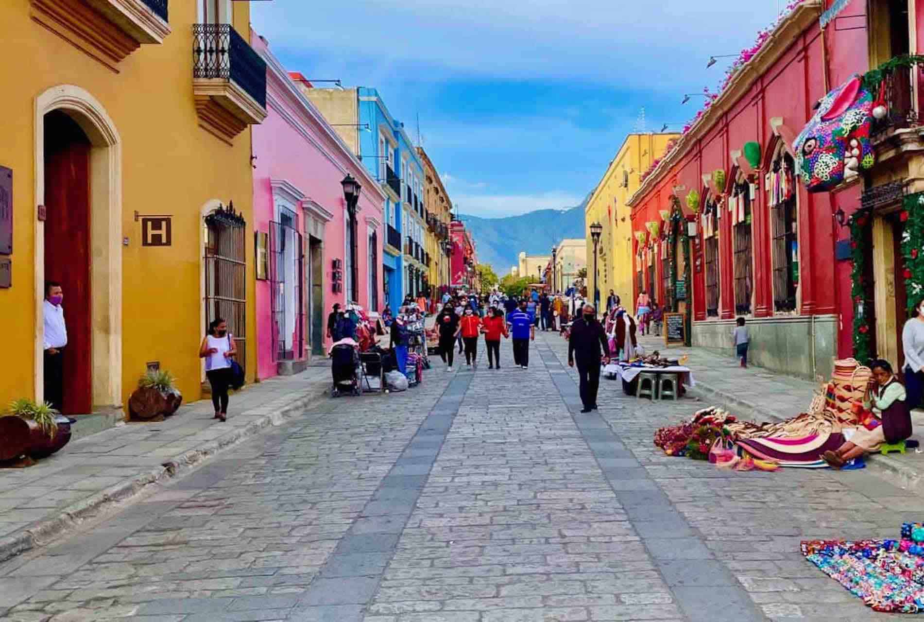Oaxaca City Walking Tour street scene