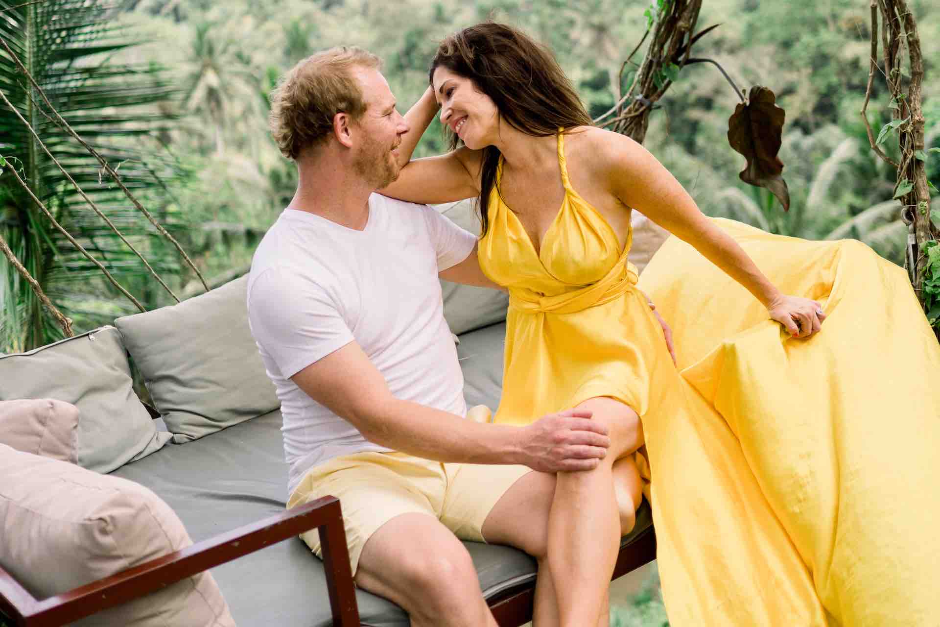 Bali Instagram Tour couple on jungle bench