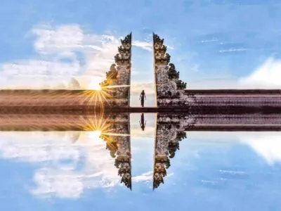 Bali Instagram tour gate copy