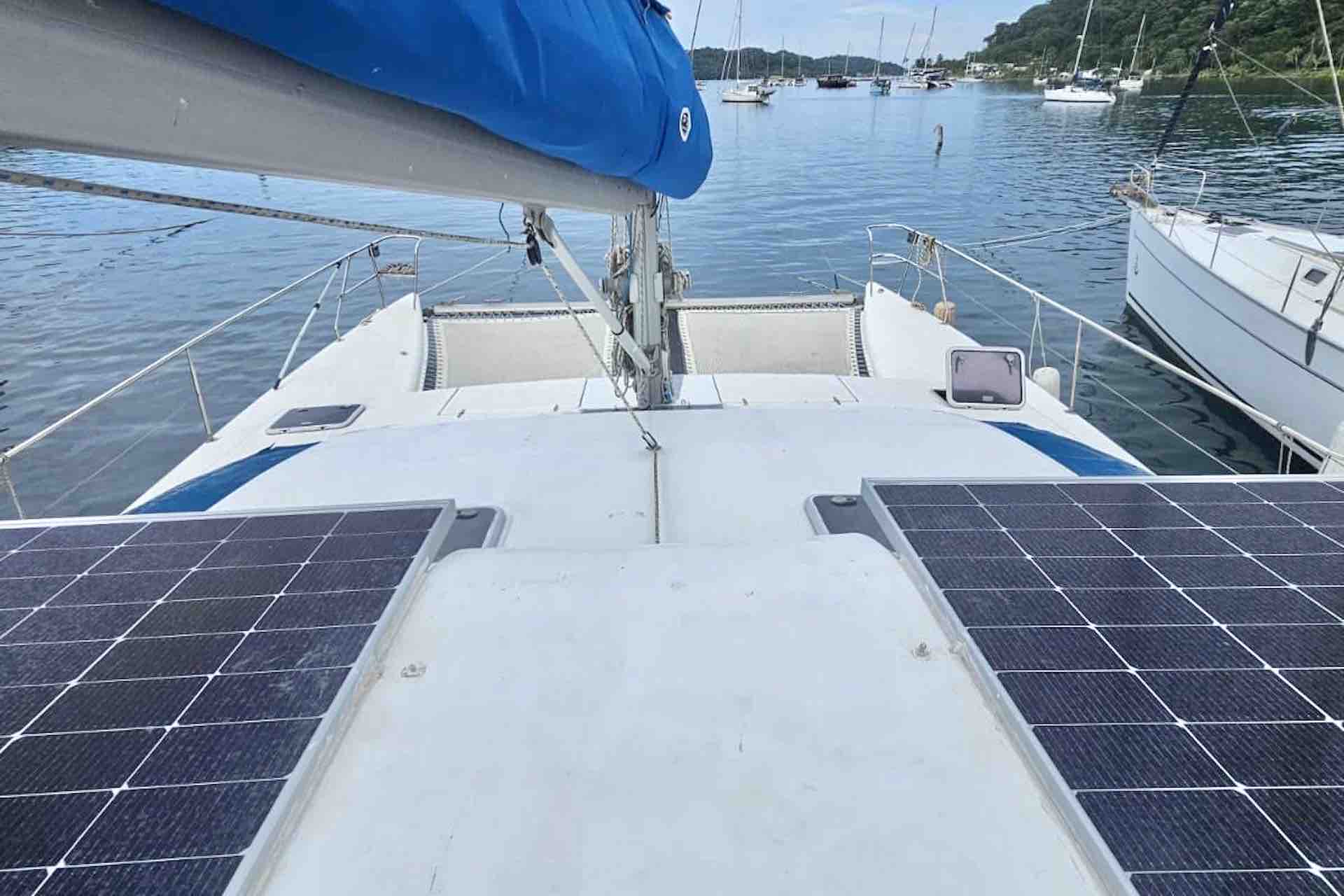Sail San Blas Sailing catamaran Admiral 40 solar panels