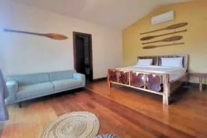 Bungalow – 1 King Bed