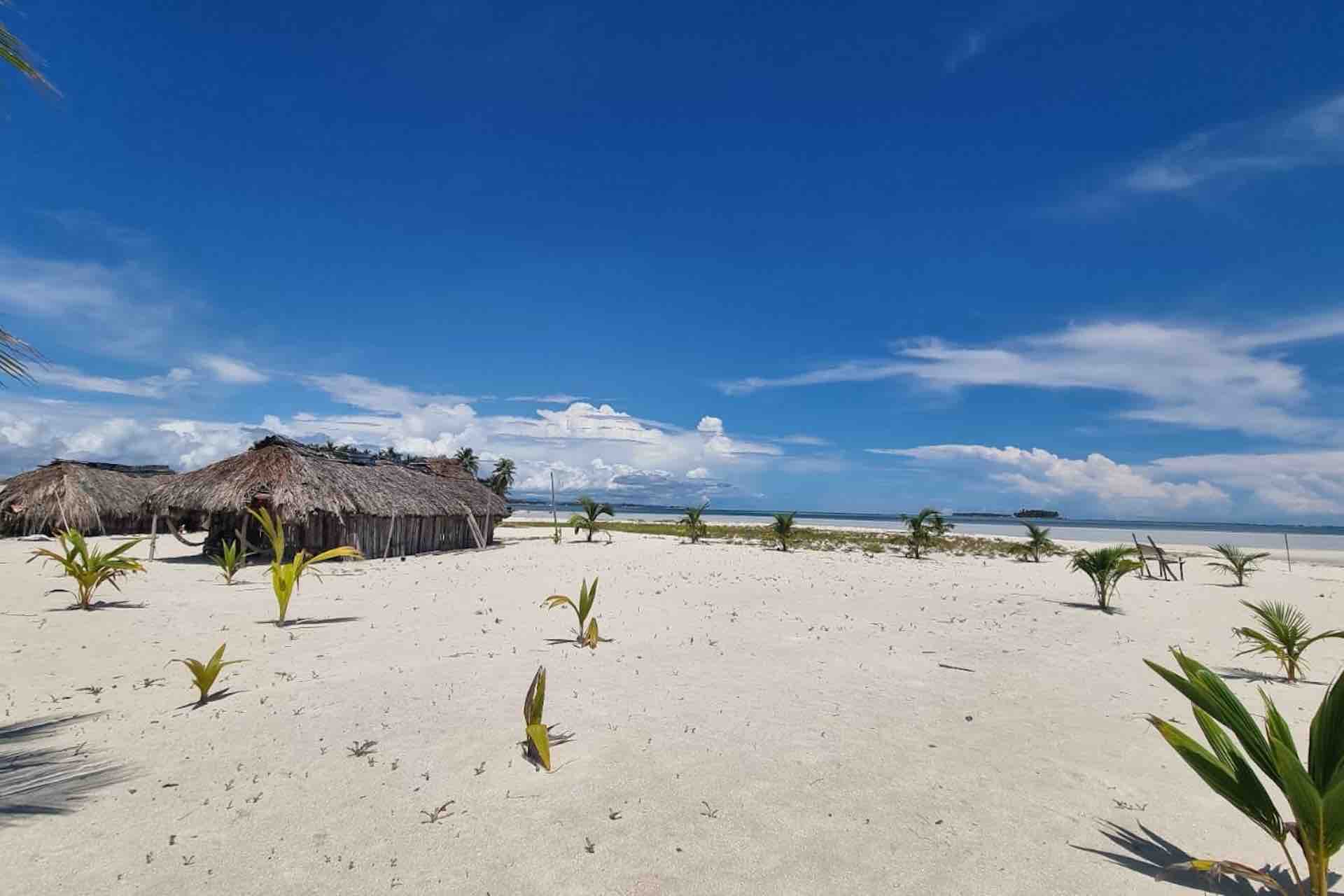 Isla Misdup beach and turquoise water in the San Blas Islands Panama