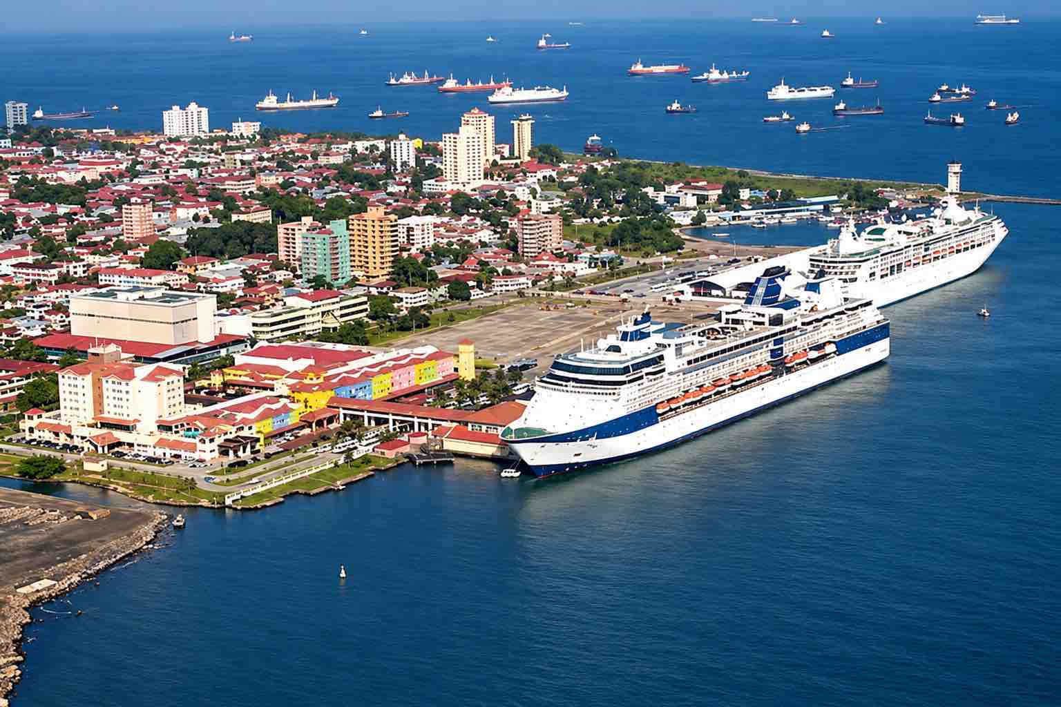Colon Panama cruise port at Colon 2000 with cruise ships