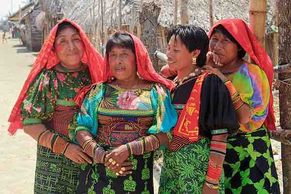 San Blas Islands Tour Kuna people in Guna Yala San Blas Islands Tour Kuna people in Guna Yala