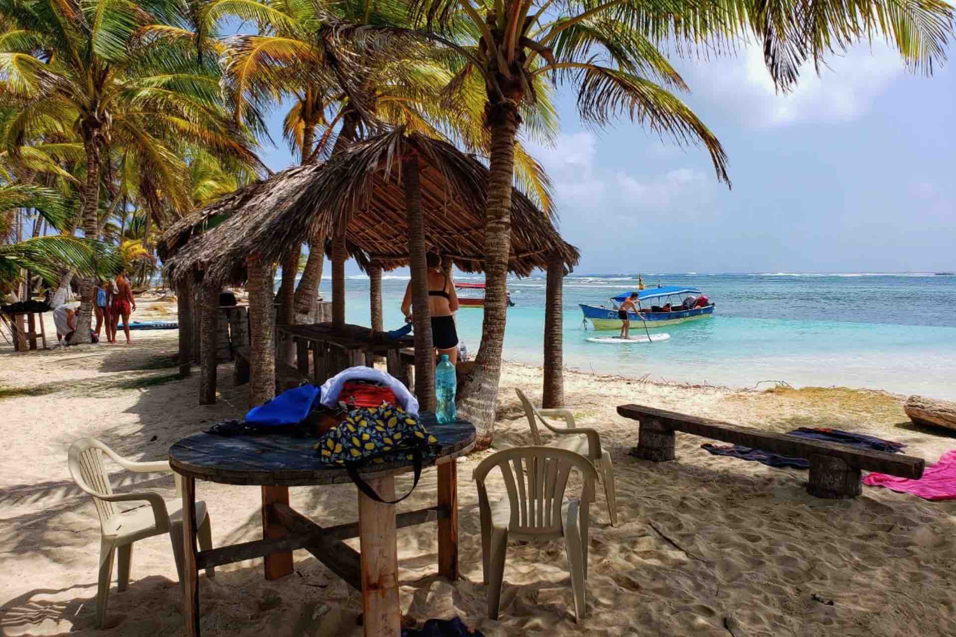 San Blas islands tour Holandeses beach time for panama tour guests